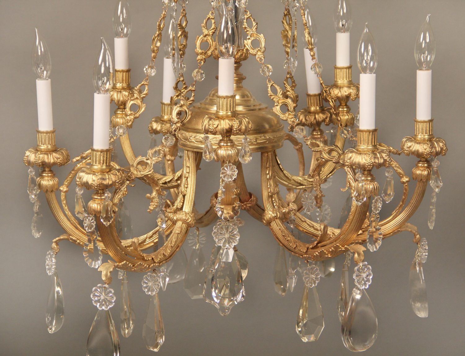 A Nice Late 19th Century Gilt Bronze and Crystal Nine Light Chandelier - Image 4