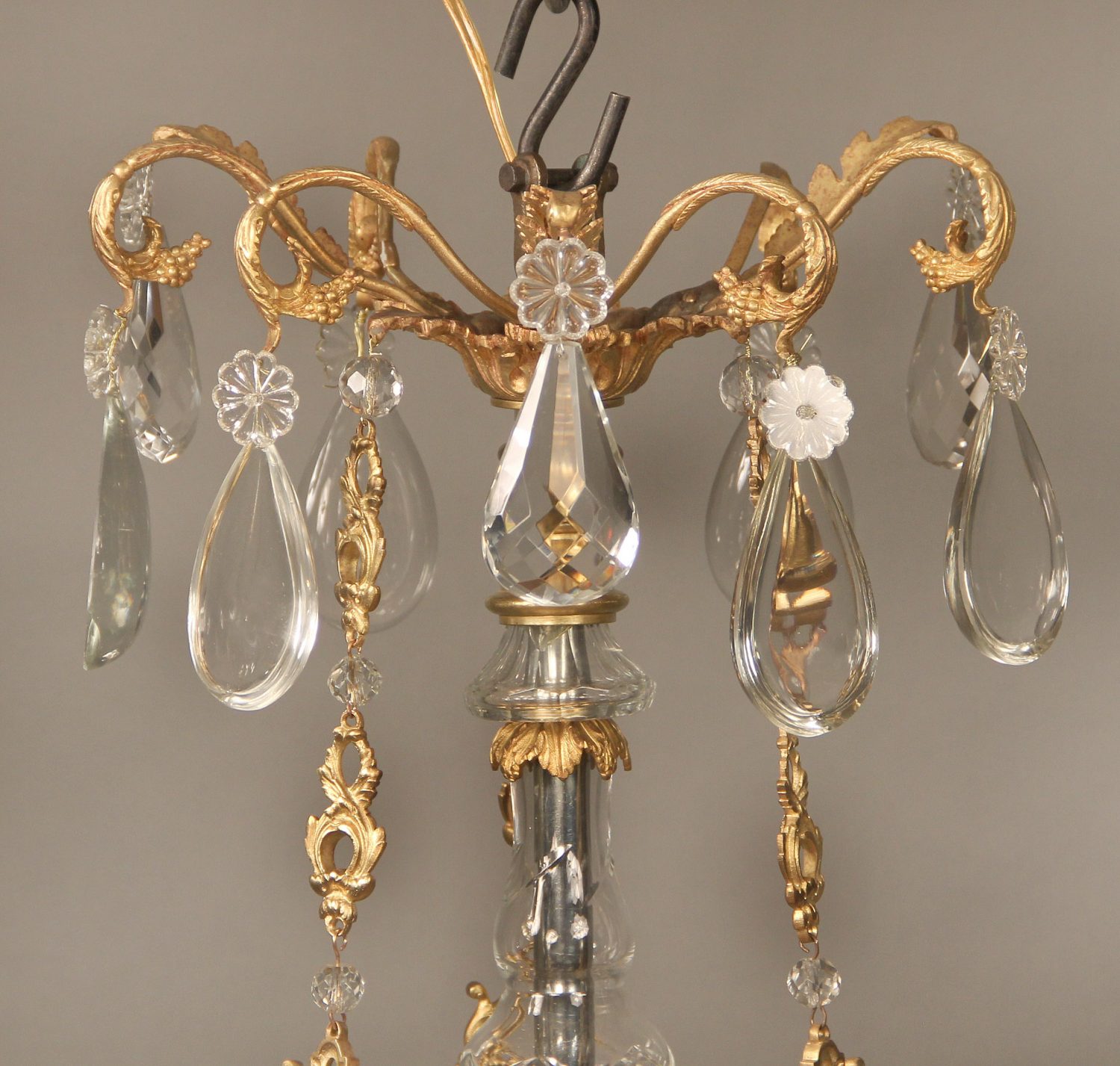 A Nice Late 19th Century Gilt Bronze and Crystal Nine Light Chandelier - Image 5