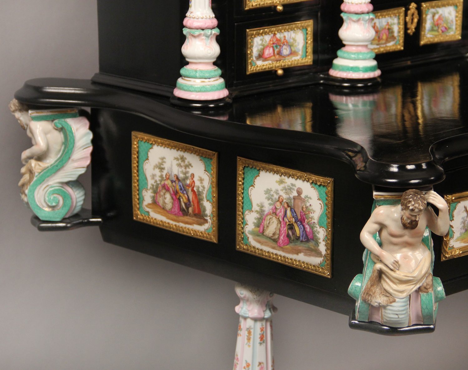 A Lovely Late 19th Century Gilt Bronze Mounted German K.P.M. Porcelain Desk - Image 5