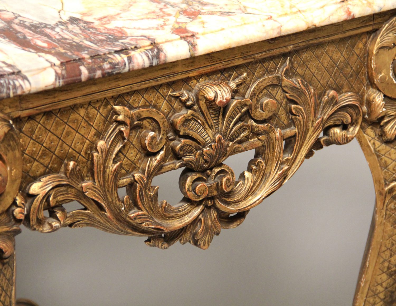 A Very Finely Carved Late 19th Century Regence Style Giltwood Console - Image 5