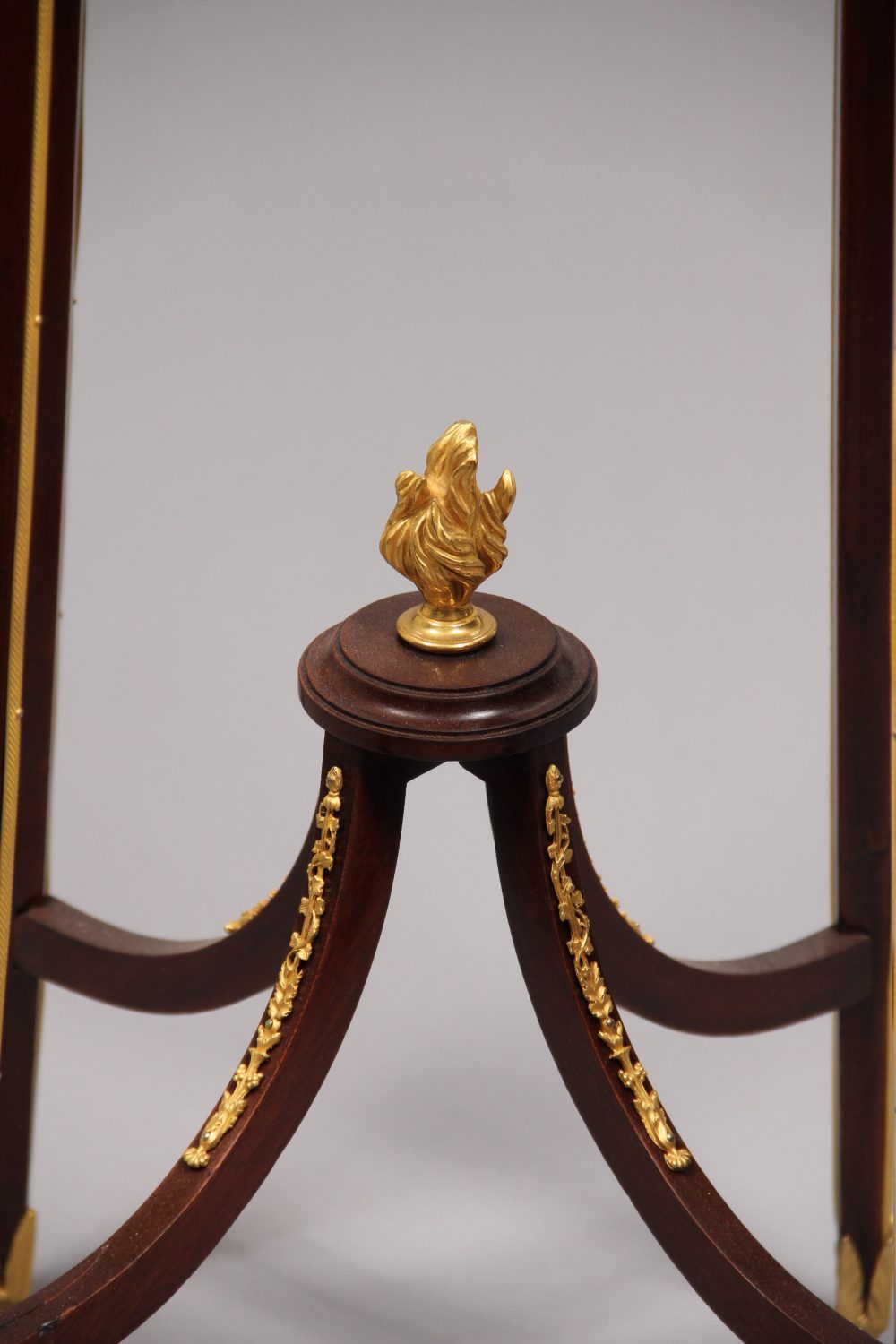 A Very Fine Late 19th Century Gilt Bronze Mounted Marble Top Pedestal - Image 4