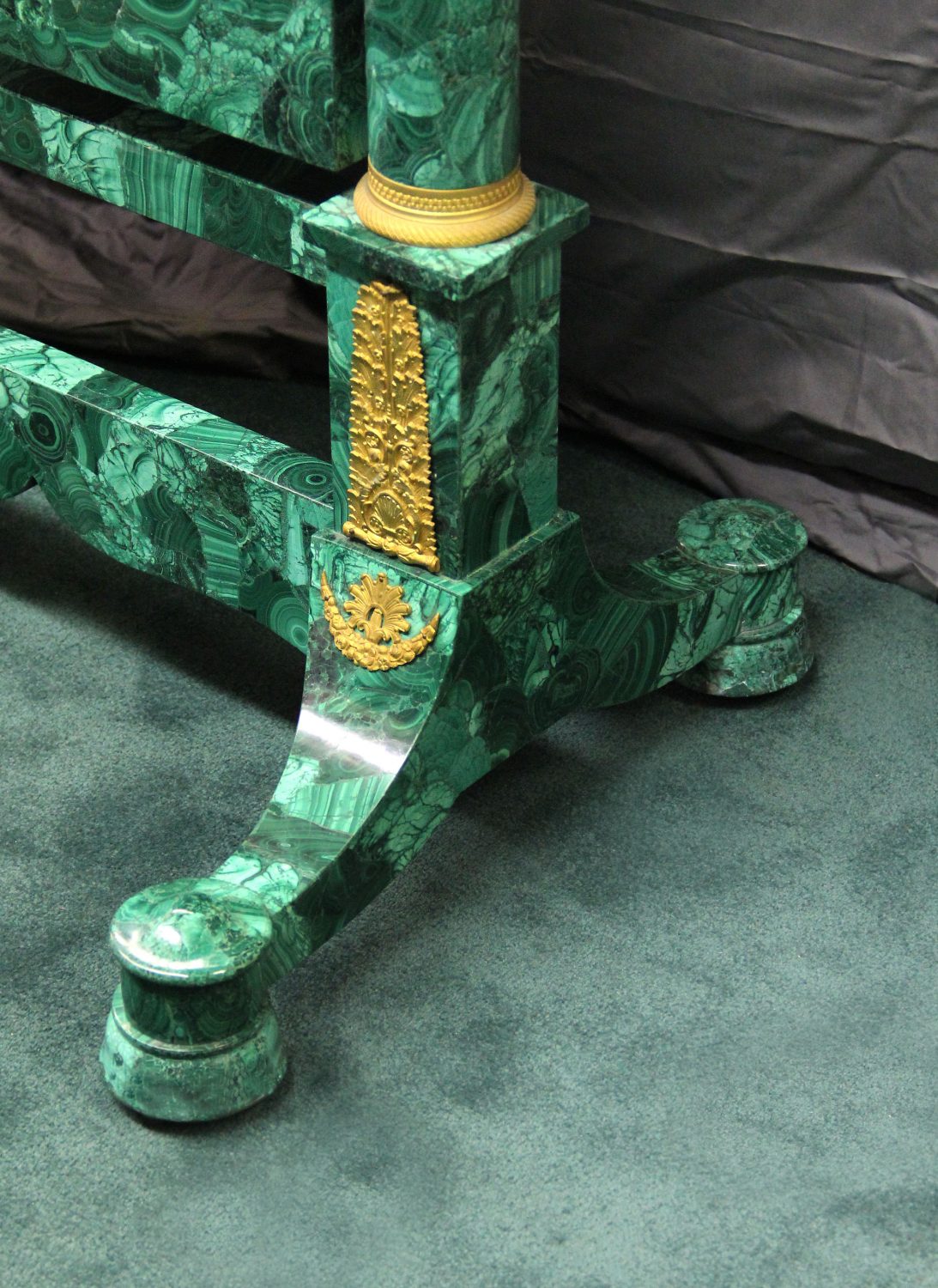 A Beautiful Late 19th Century Gilt Bronze Mounted Napoleon III Malachite Dressing Mirror - Image 4