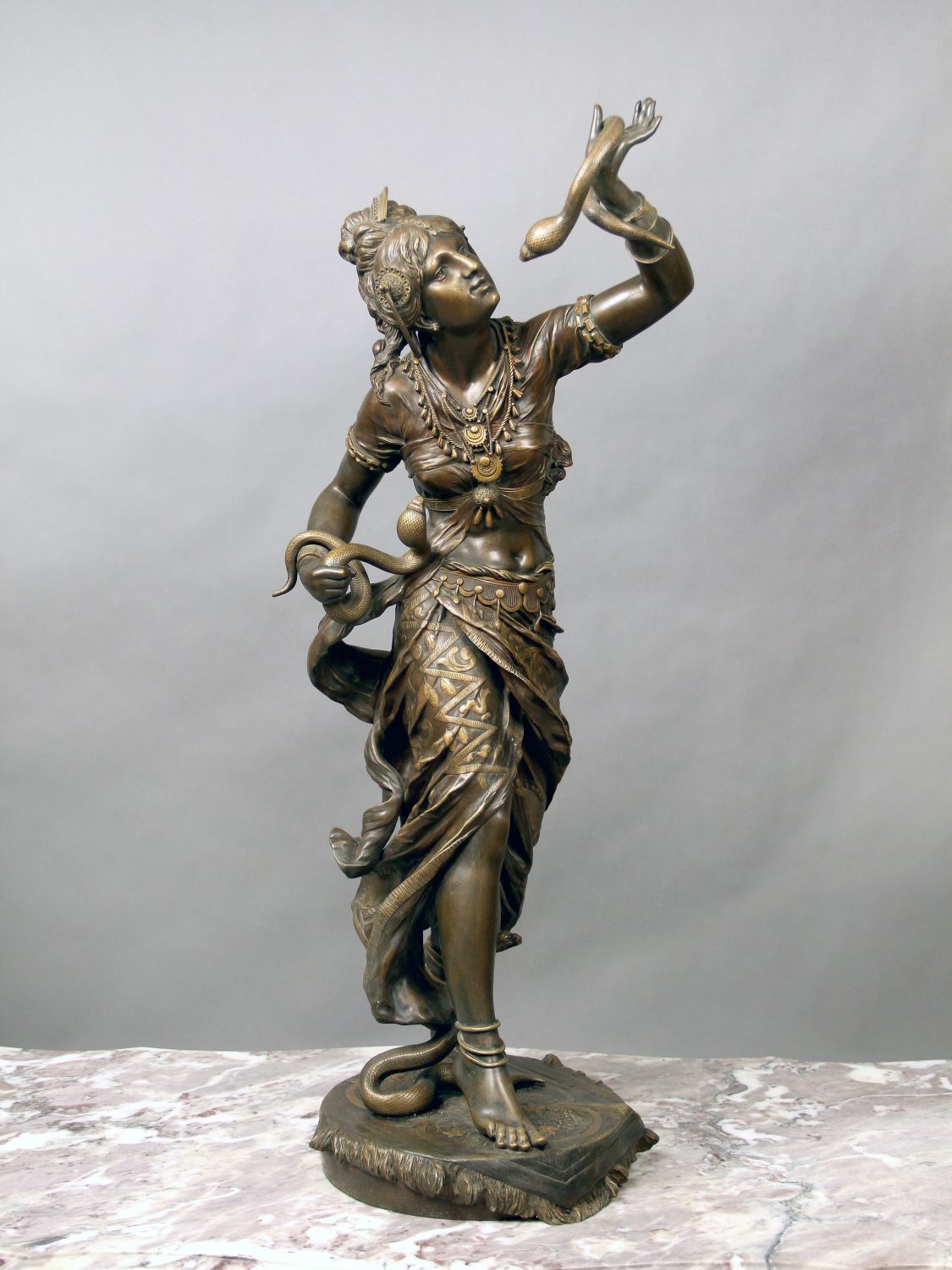 A Fantastic Quality Late 19th Century Bronze Sculpture of Cleopatra
