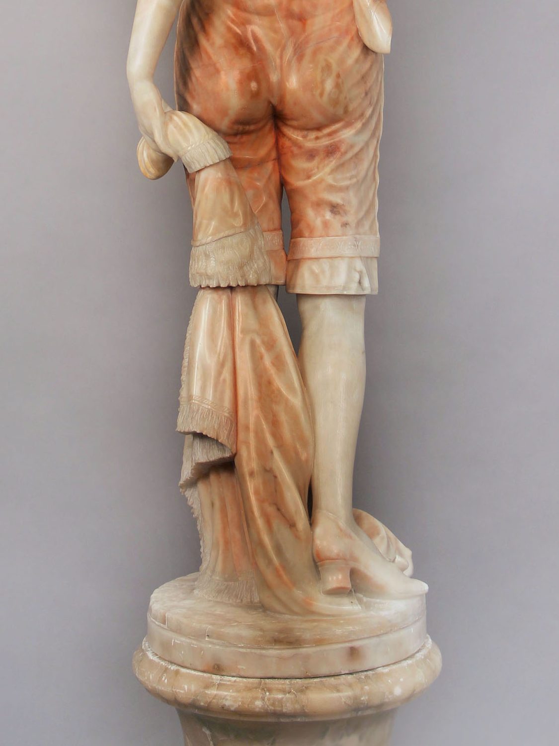 A Lovely Late 19th / Early 20th Century Carved Italian Alabaster Figure of a Woman with Flowers - Image 7