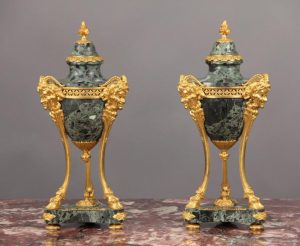 Vases & Urns