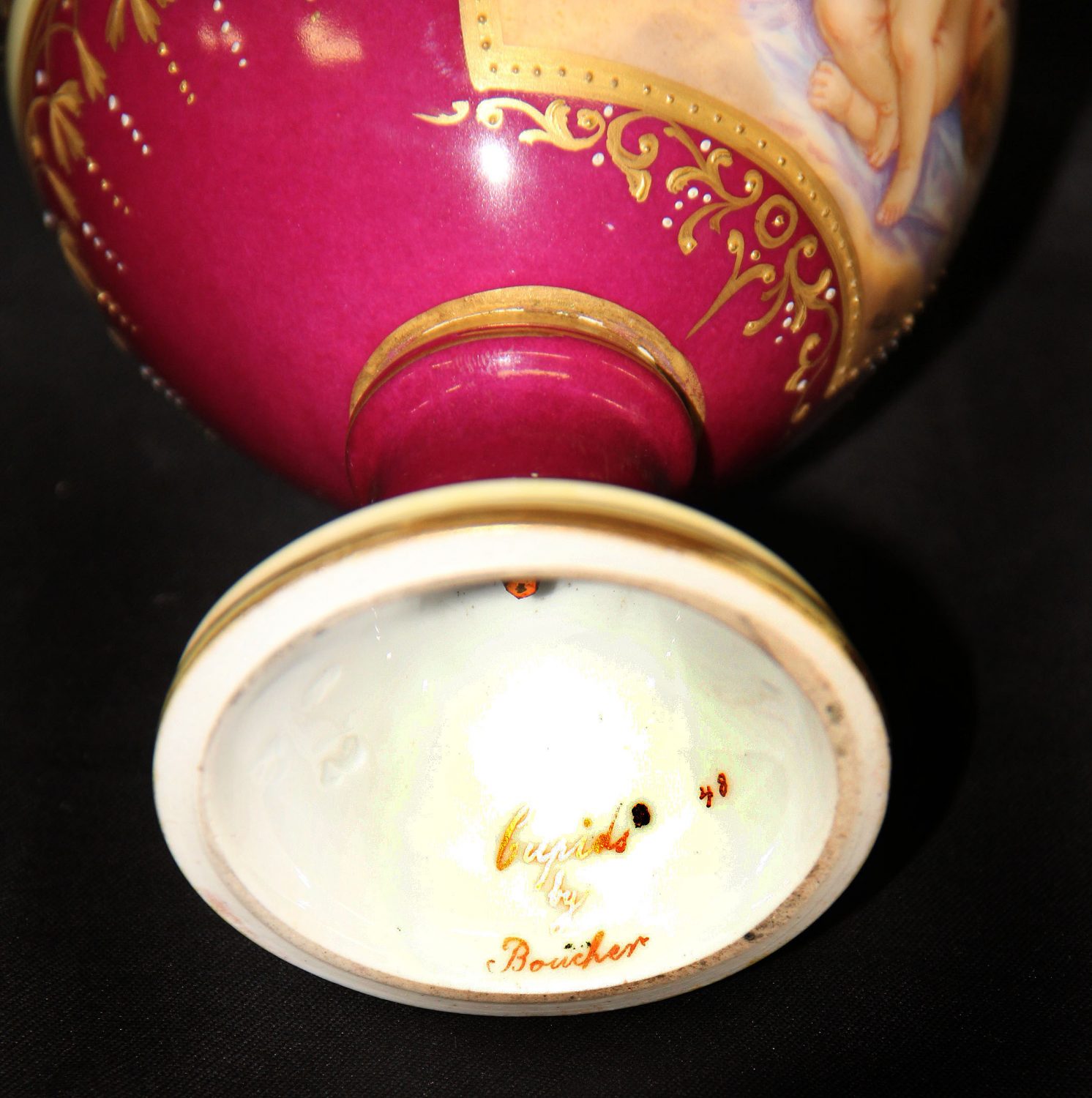 Nice Late 19th Century Sèvres Style Porcelain Vase Entitled "Cupids By Boucher" - Image 4