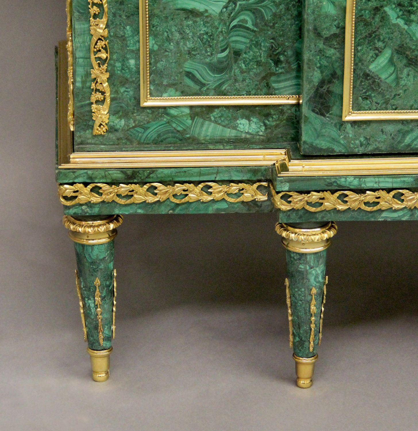 An Excellent Late 19th Century Gilt Bronze Mounted Louis XVI Style Malachite Cabinet - Image 6