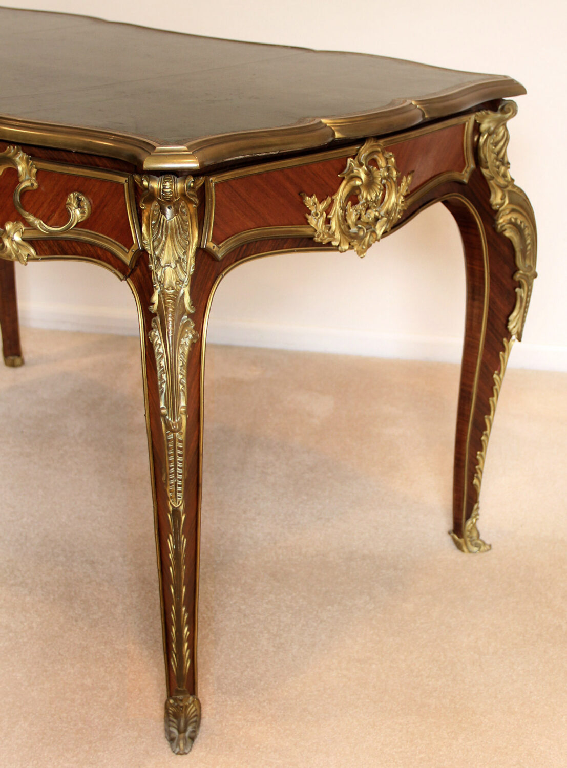 A Nice Late 19th Century Louis XV Style Gilt Bronze Mounted Bureau Plat - Image 3
