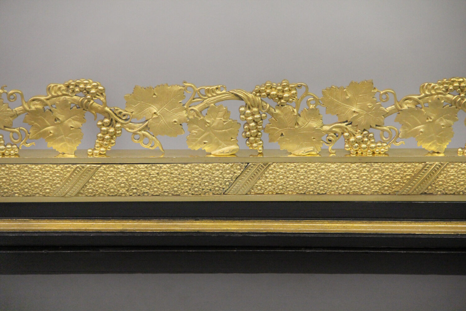 An Excellent Quality Mid 19th Century Gilt Bronze Four Piece Surtout De Table on Low Stands - Image 4