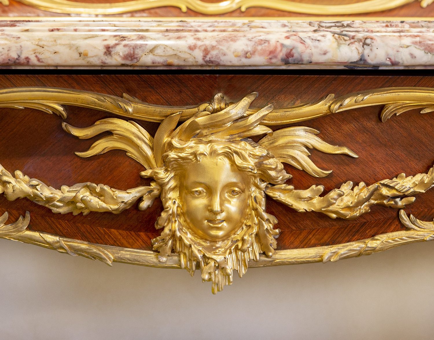 A Palatial and Rare Early 20th Century Belle Epoque Gilt Bronze, Kingwood, Bois Satiné and Fruitwood Marquetry Dressing Table By François Linke - Image 7